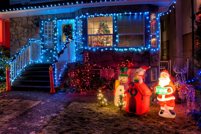 Home Security Holiday Tips: Lights, Locks & Automation